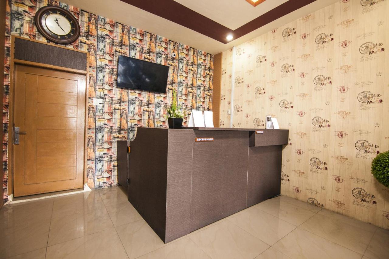 Oyo 2310 Residence 68 Pematangsiantar Exterior foto